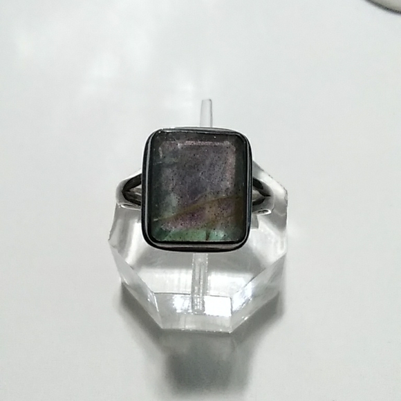 Labradorite Ring - Picture 3 of 5
